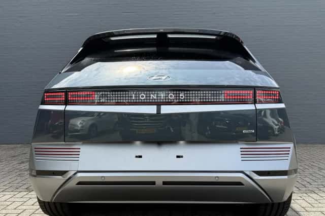 Hyundai Ioniq 5 (2025) thumbnail 8
