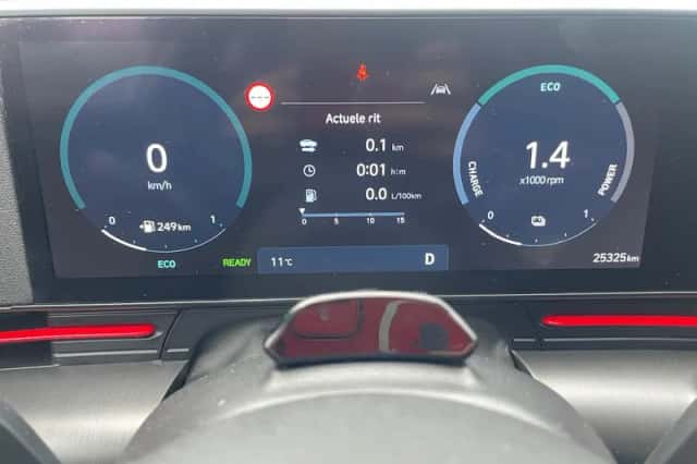 Hyundai Kona (2023) thumbnail 15