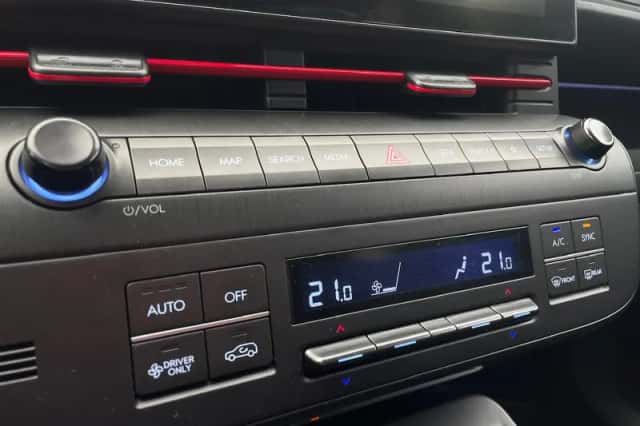 Hyundai Kona (2023) thumbnail 25