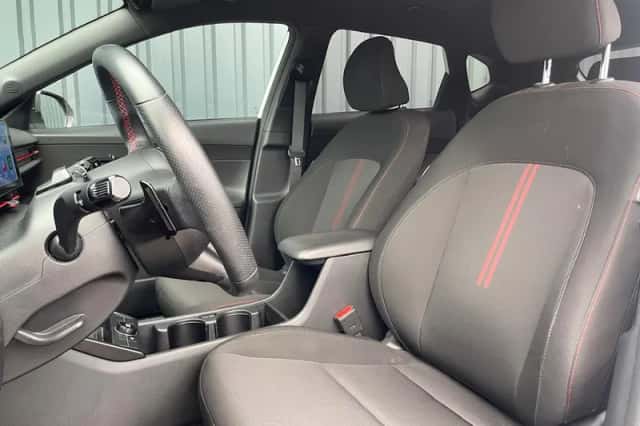 Hyundai Kona (2023) thumbnail 10