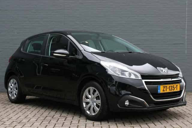 Peugeot 208 (2019) thumbnail 4