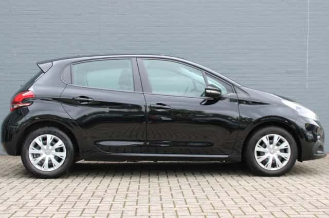 Peugeot 208 (2019) thumbnail 5