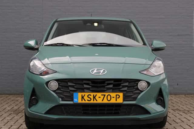 Hyundai i10 (2022) thumbnail 3
