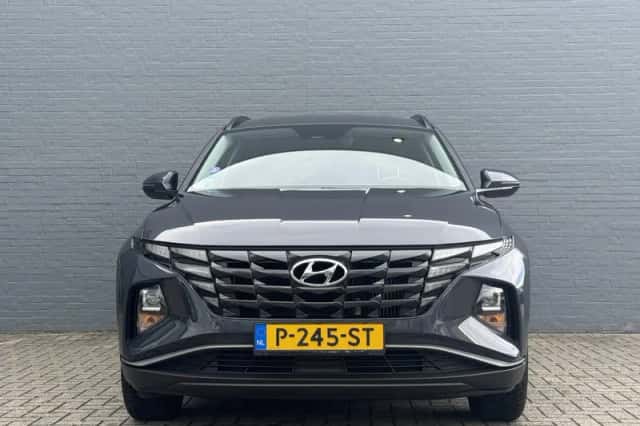 Hyundai Tucson (2022) thumbnail 3