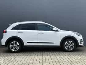 Kia Niro EV (2022) thumbnail 5