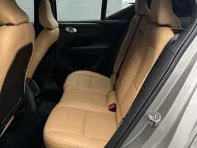 Volvo XC40 (2020) thumbnail 16