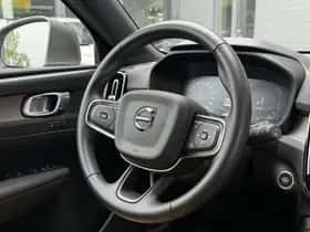 Volvo XC40 (2020) thumbnail 22
