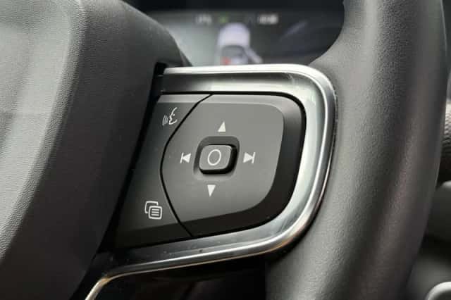 Volvo XC40 (2020) thumbnail 23