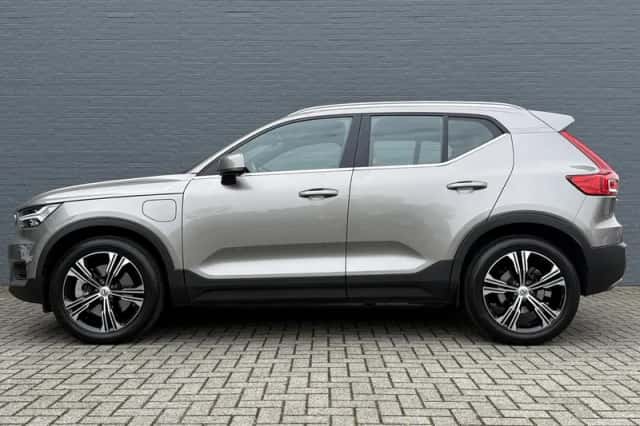Volvo XC40 (2020) thumbnail 4