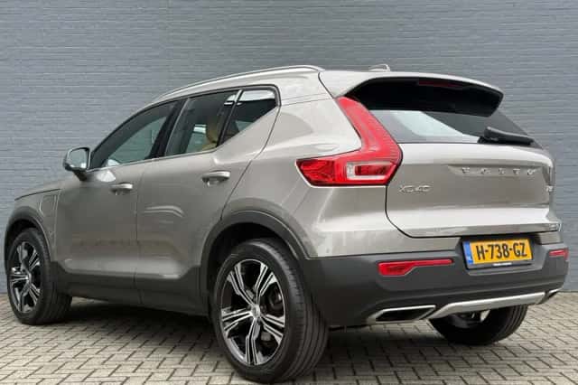 Volvo XC40 (2020) thumbnail 9