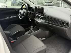 Hyundai Bayon (2023) thumbnail 13