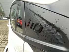 Hyundai i10 (2024) thumbnail 13