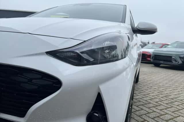 Hyundai i10 (2024) thumbnail 17