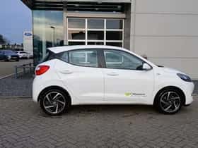 Hyundai i10 (2024) thumbnail 3