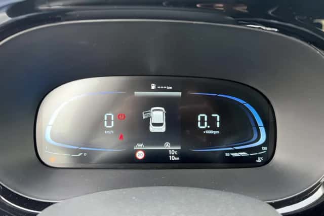 Hyundai i10 (2024) thumbnail 25