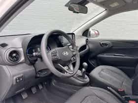 Hyundai i10 (2024) thumbnail 34