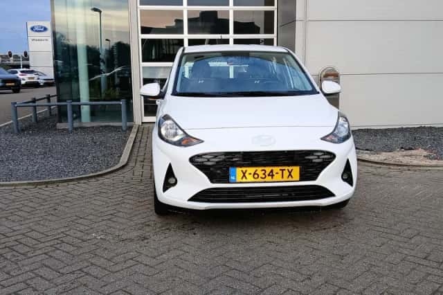 Hyundai i10 (2024) thumbnail 5