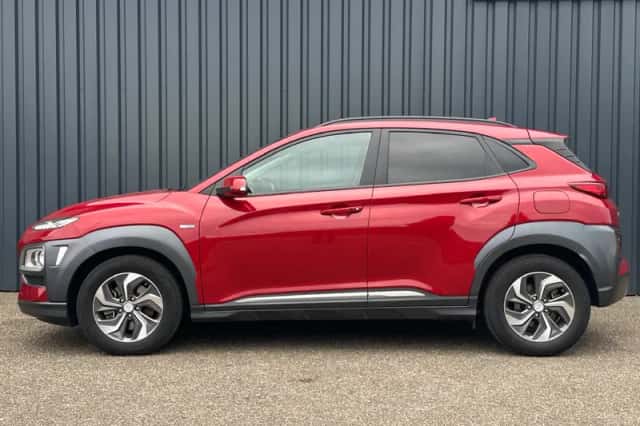 Hyundai Kona (2020) thumbnail 2