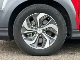 Hyundai Kona (2020) thumbnail 12