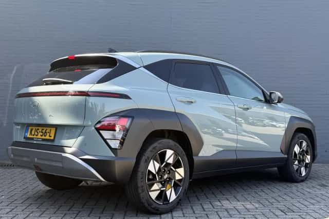 Hyundai Kona (2023) thumbnail 6