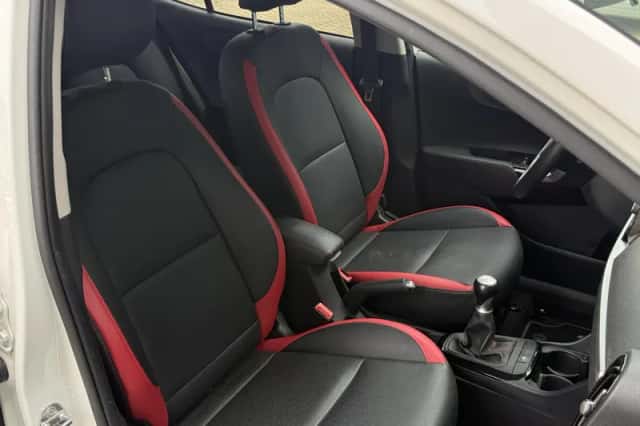 Kia Picanto (2021) thumbnail 11