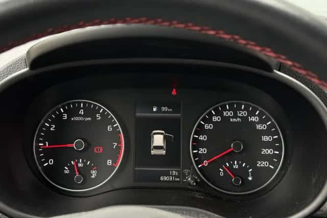 Kia Picanto (2021) thumbnail 16