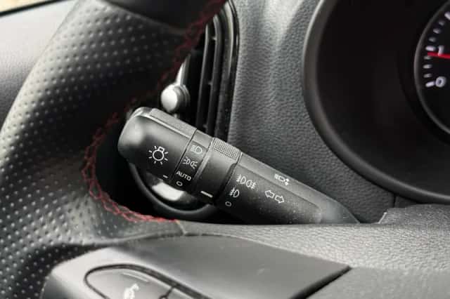 Kia Picanto (2021) thumbnail 17