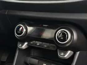 Kia Picanto (2021) thumbnail 25
