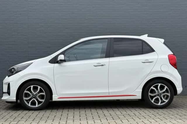 Kia Picanto (2021) thumbnail 8