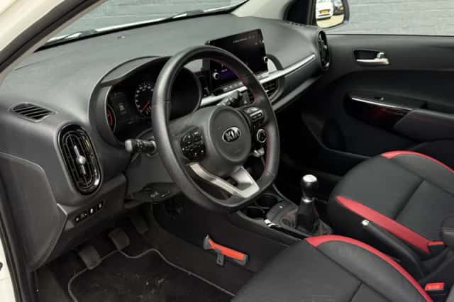 Kia Picanto (2021) thumbnail 9