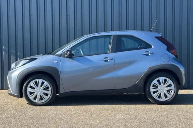 Toyota Aygo (2025) thumbnail 2