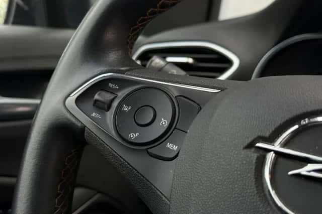 Opel Crossland X (2018) thumbnail 23