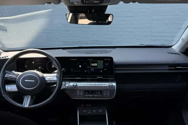 Hyundai Kona (2023) thumbnail 14