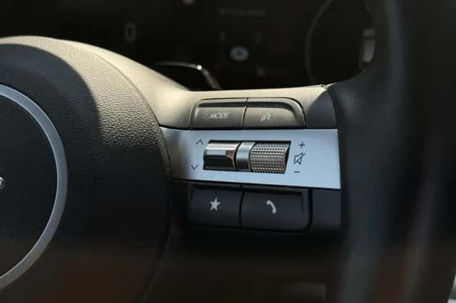 Hyundai Kona (2023) thumbnail 20