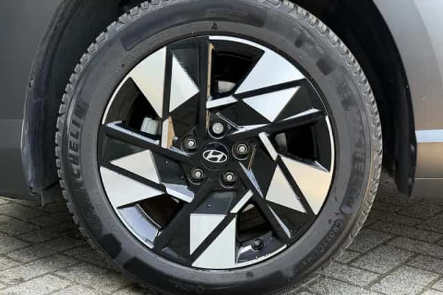 Hyundai Kona (2023) thumbnail 28