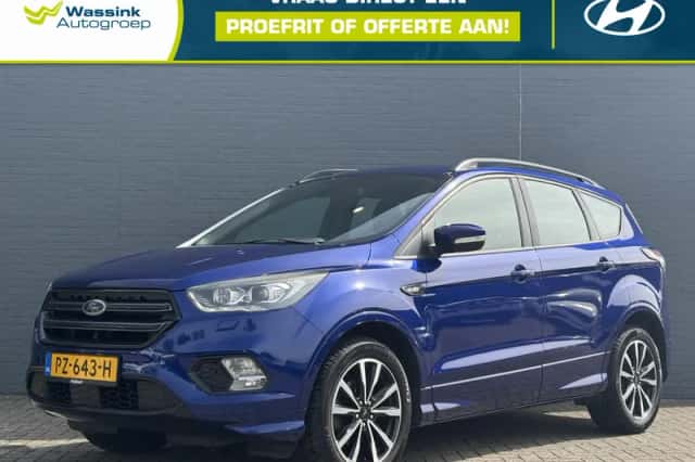 Ford Kuga (2017) thumbnail 1