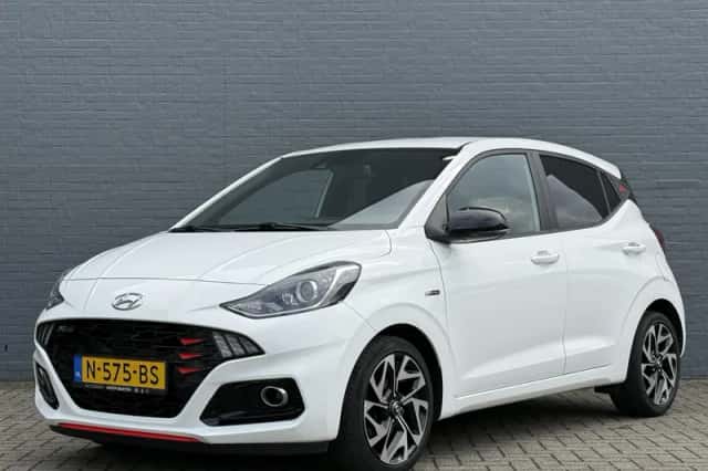 Hyundai i10 (2021) thumbnail 3