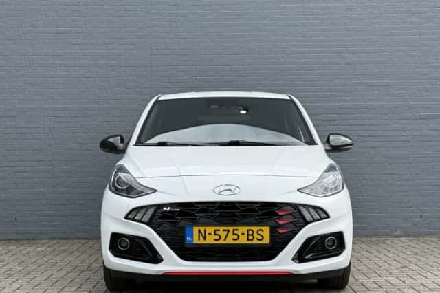Hyundai i10 (2021) thumbnail 4