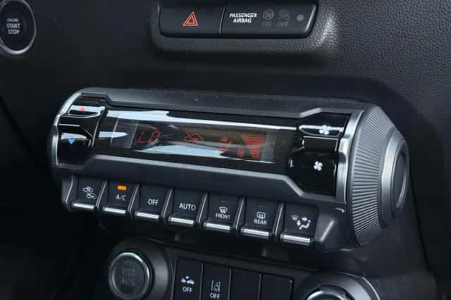 Suzuki Ignis (2021) thumbnail 26