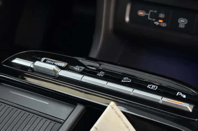Hyundai Tucson (2025) thumbnail 25