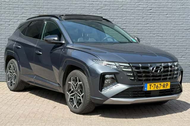 Hyundai Tucson (2022) thumbnail 3