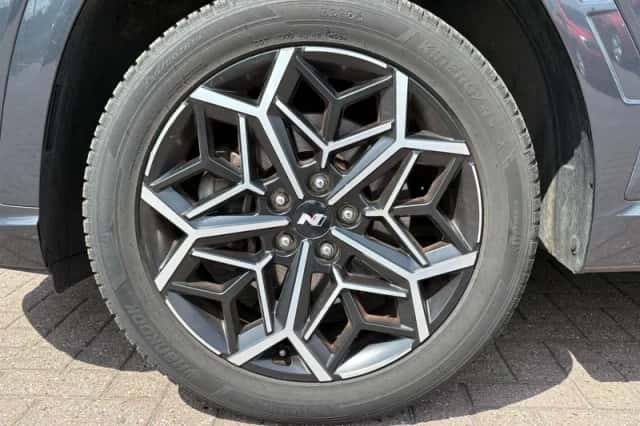 Hyundai Tucson (2022) thumbnail 9