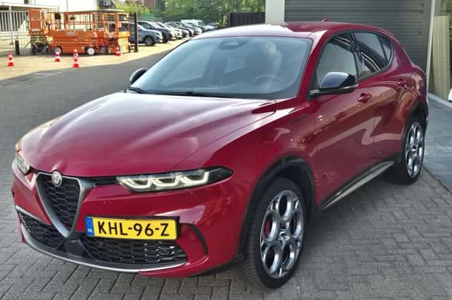 Alfa Romeo Tonale (2023) thumbnail 2