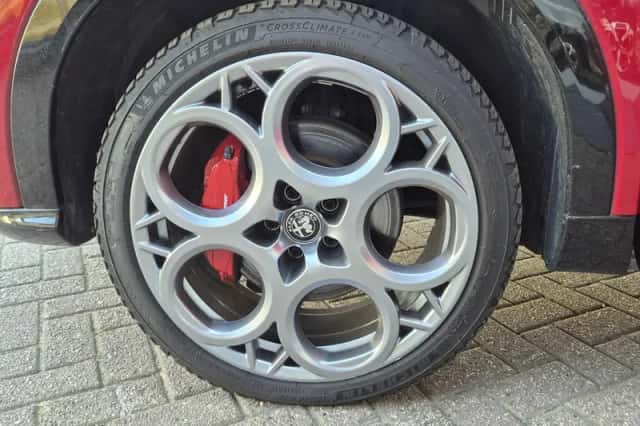 Alfa Romeo Tonale (2023) thumbnail 11