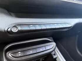 Jeep Avenger (2024) thumbnail 27