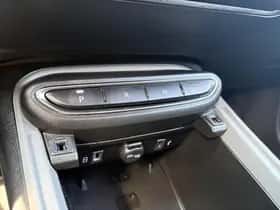 Jeep Avenger (2024) thumbnail 28
