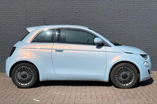 Fiat 500 (2020) thumbnail 4