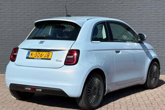 Fiat 500 (2020) thumbnail 5