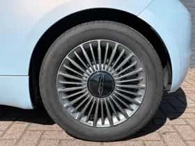 Fiat 500 (2020) thumbnail 9