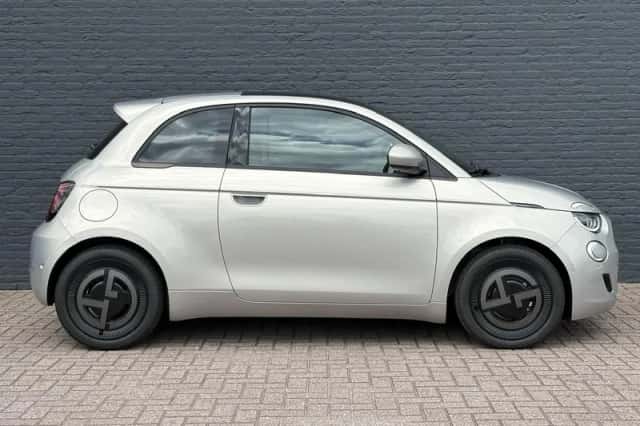 Fiat 500e (2026) thumbnail 4